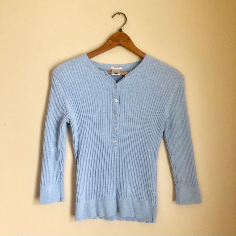 Old Navy Perfect Fit Buttoned Top